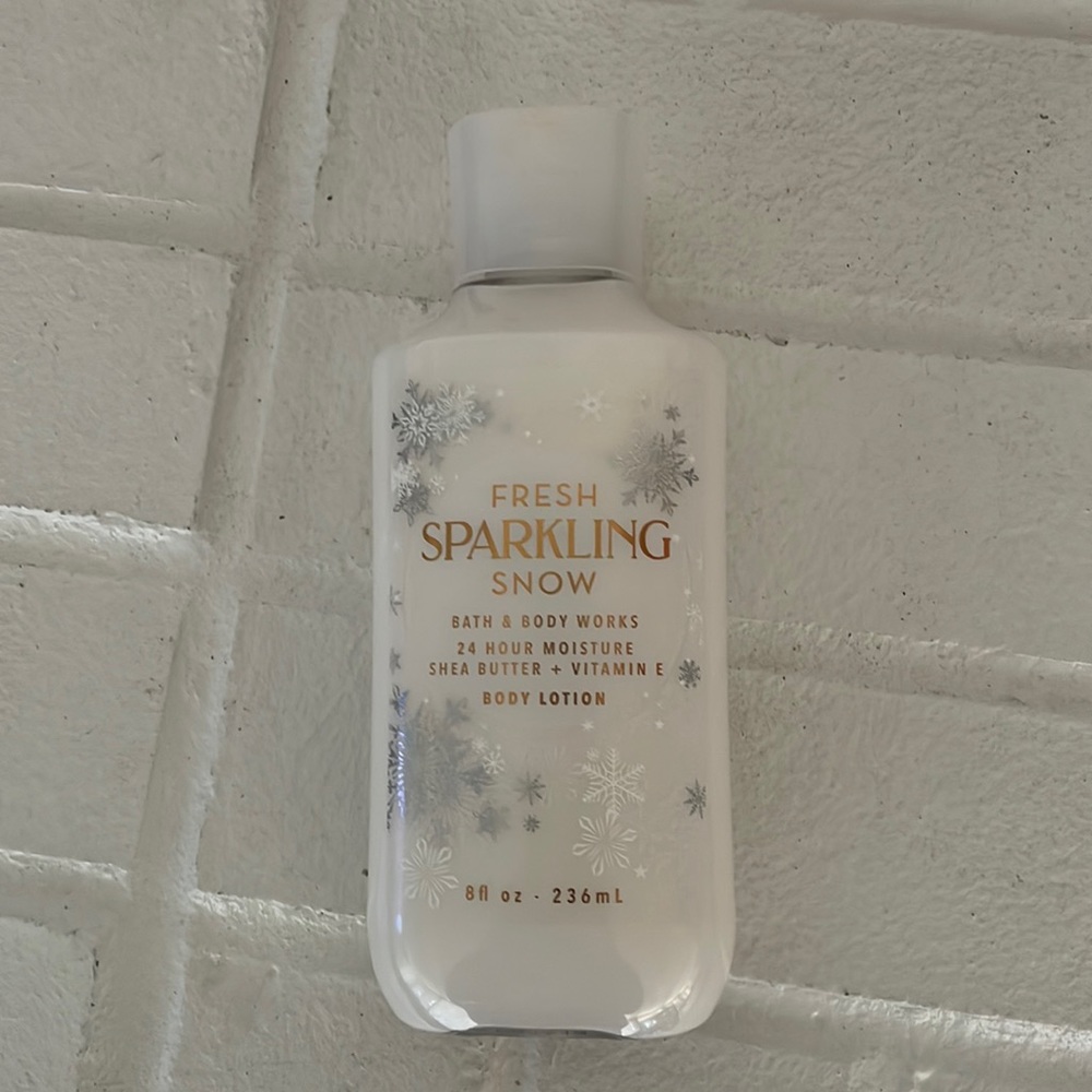 Fresh sparkling snow lotion bath and body works nwt